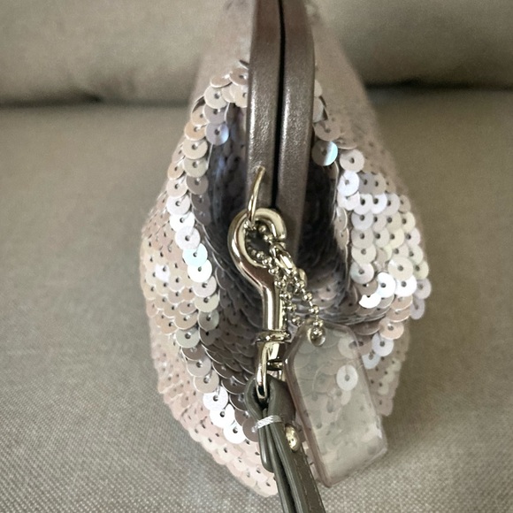 Coach Audrey Sequin Wristlet Clutch Kiss Lock Champagne Evening Bag Limited Ed.